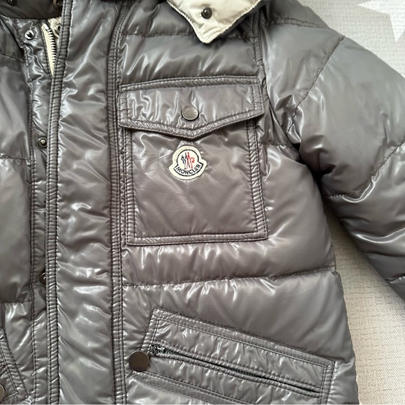 S⭕️LD. Moncler Reversible Down Jacket - Picture 8 of 16